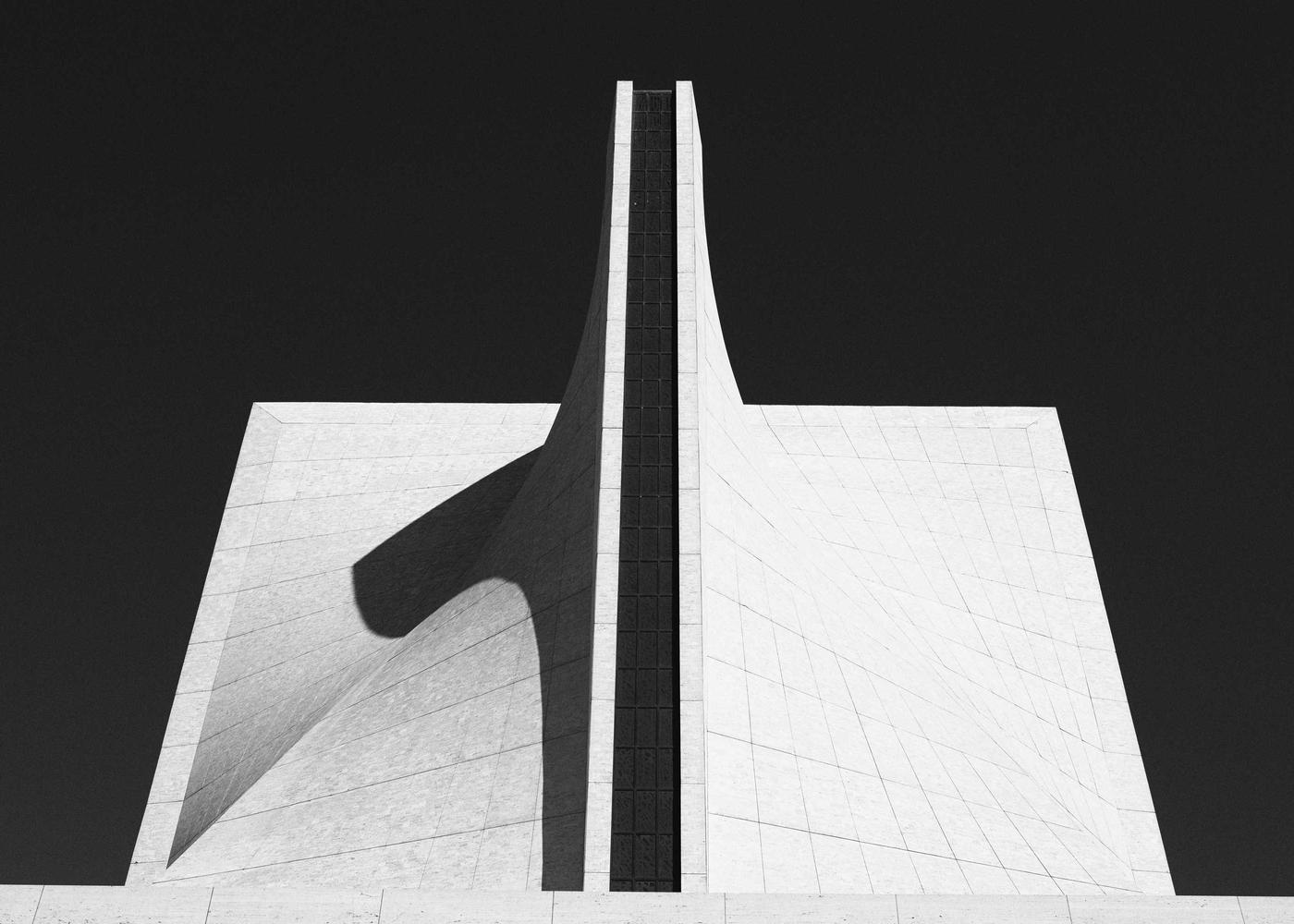 Angular architectural planes meeting at a clearly defined boundary